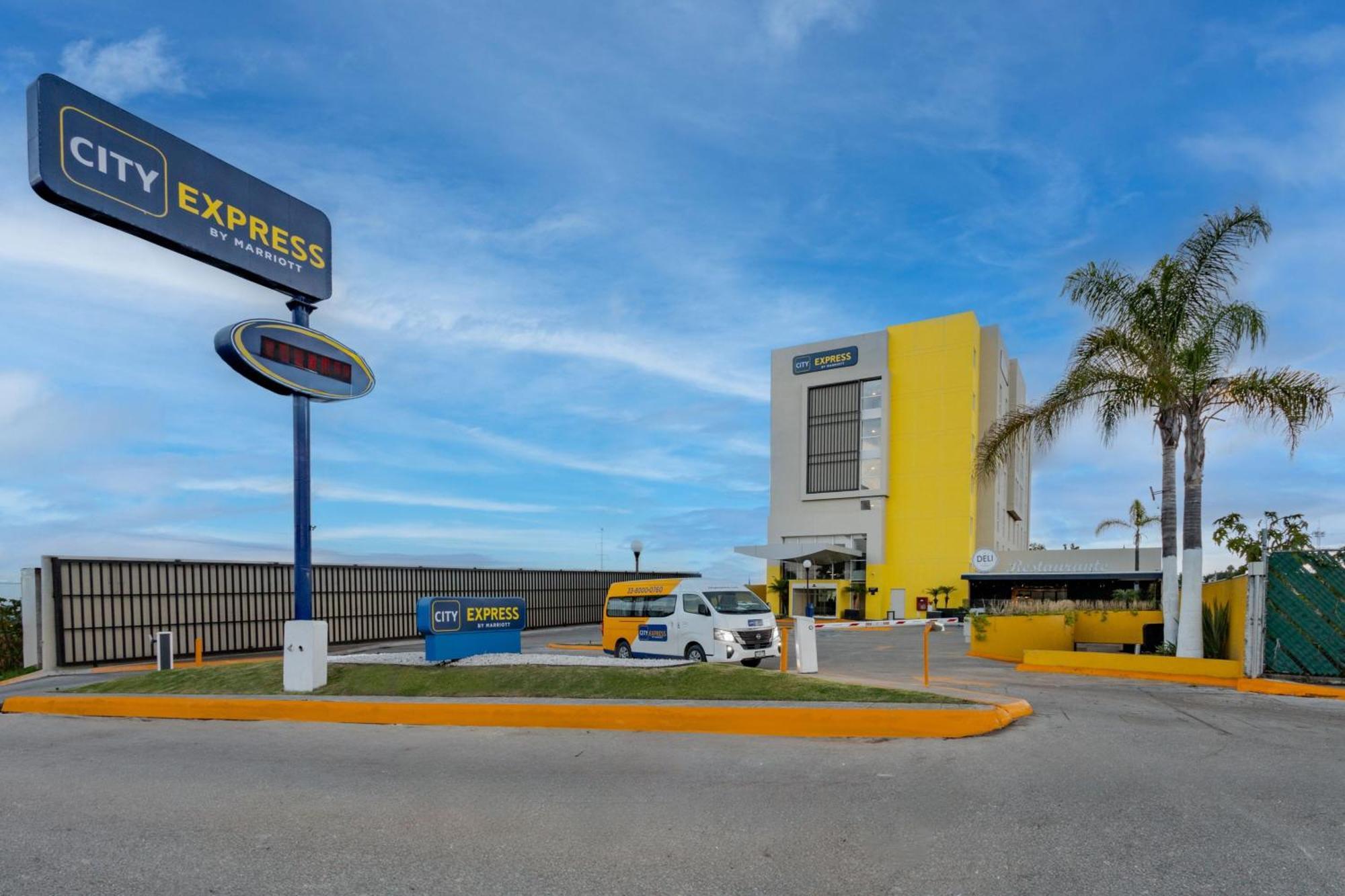City Express By Marriott Guadalajara Aeropuerto Las Pintas Exterior foto
